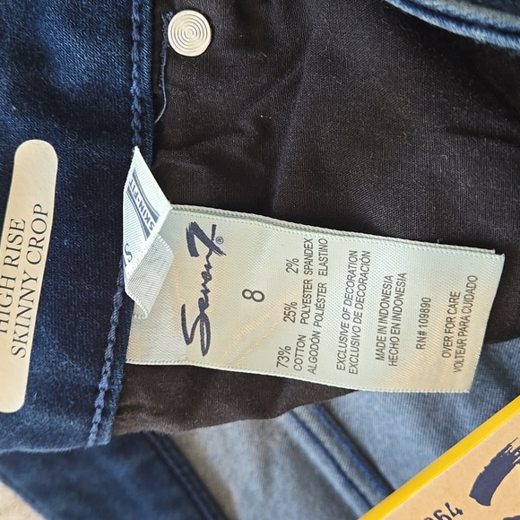 Bundle Size 8 Michael KORS, SEVEN7, & V Cristina - Picture 15 of 16